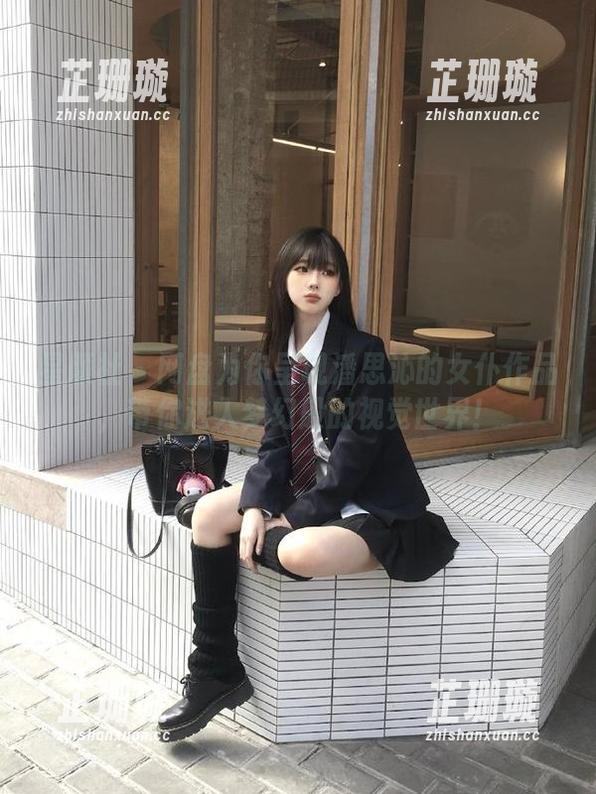 星颜社 - 网盘为你呈现潘思沁的女仆作品，带你进入梦幻般的视觉世界！