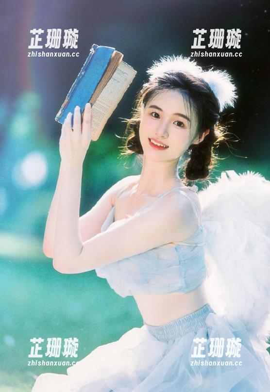 在线体验木棉棉OwO流水主题的独特魅力，图片为你打开视觉的窗口