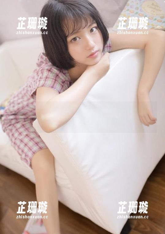 果团网 - 泳池边的幻想：陈雅漫浴室写真图库，尽享高清下载体验