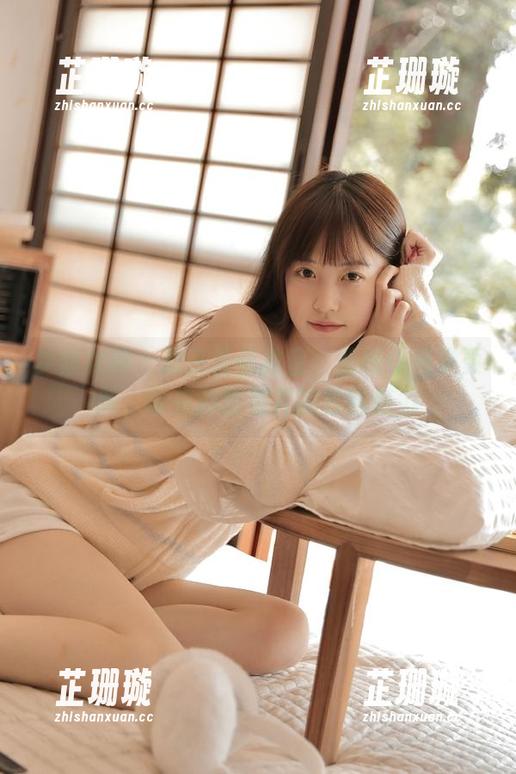 梦丝女神 - 纵享雪馨教室：最新作品集更新，带你体验别样的校园魅力
