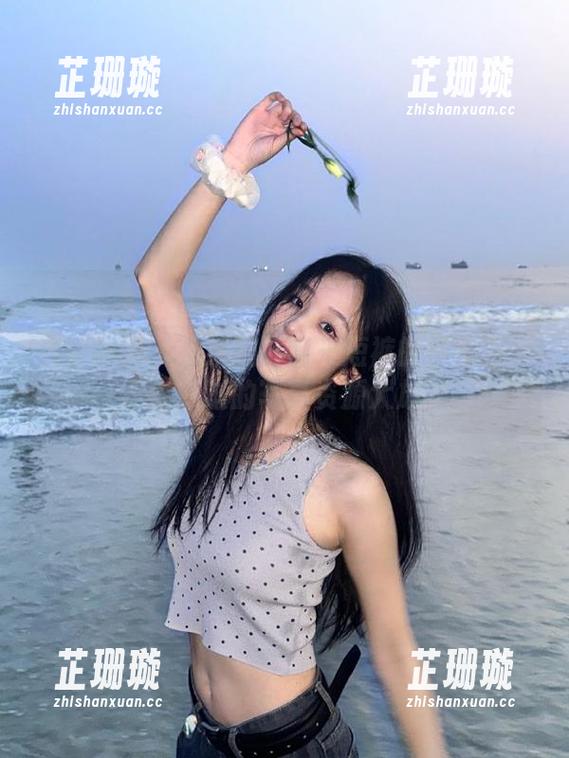 森萝财团-甜米 森萝财团 - 在线揭开甜米短裤的神秘面纱,不容错过的写真资源大放送!