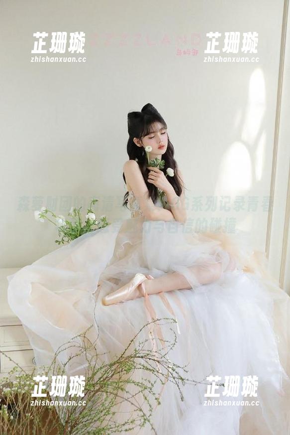 森萝财团 森萝财团的高清写真集:GG系列记录青春华章,感受魅力与自信的碰撞