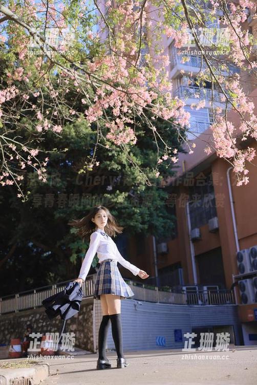 模范学院 - Cheryl青树自拍作品合集：分享青春瞬间的珍贵资源，等你来欣赏