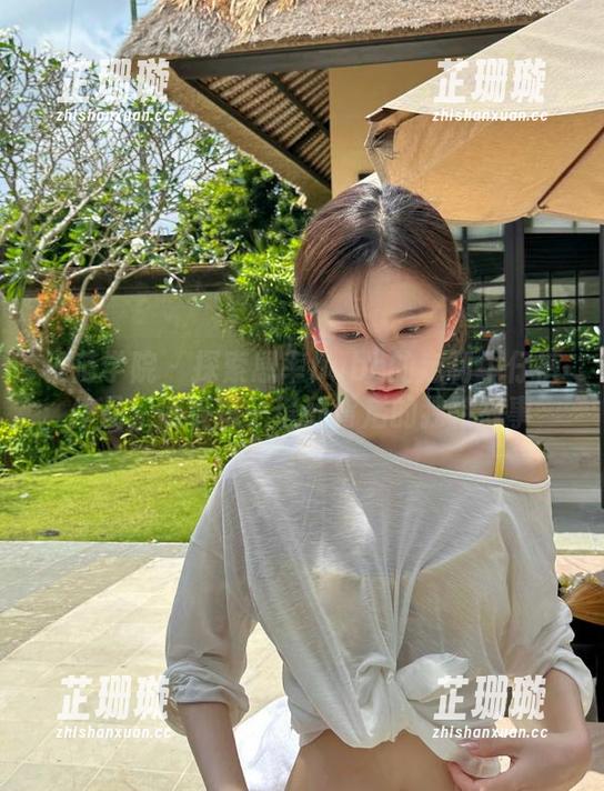 模范学院 - 探索恩率babe的定制牛仔裤作品，感受每一缝线背后的独特故事