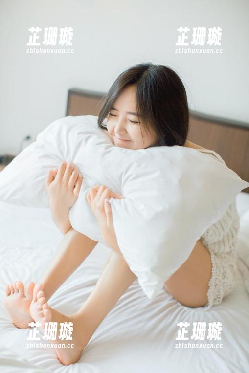 模范学院 - 文芮jeninfer全新作品：死库水的无限可能，果然让人感到“水深火热”！
