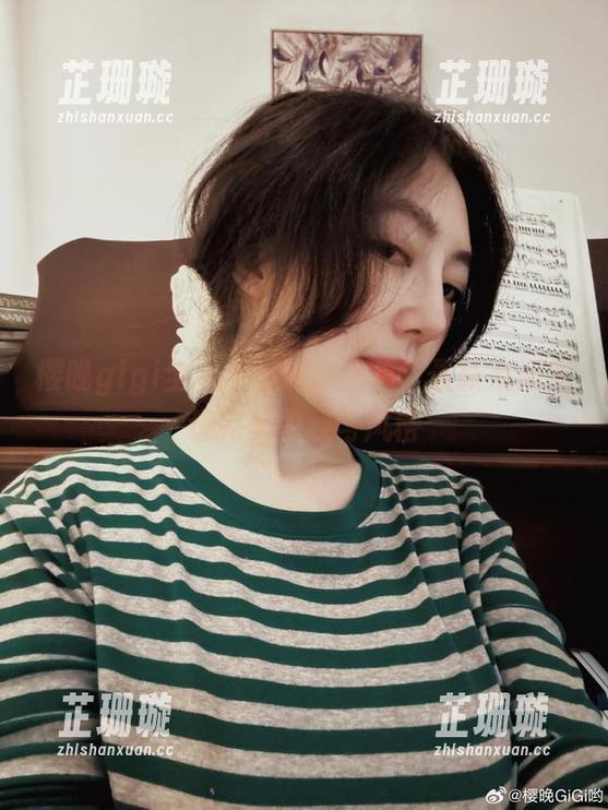 樱晚gigi全新牛仔裤作品集，最新系列展现完美曲线与风格