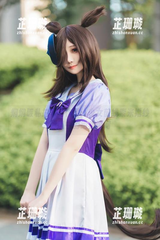 焖焖碳私拍写真作品：少女前线索米婚纱仙境中的绝美瞬间