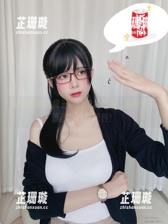 浏览眼酱大魔王w的美腿作品，获取超清原图与独特图包！