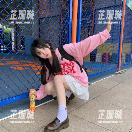 秀人网 - 发现Barbie可儿美脚在线合集，细腻线条与迷人气质交织出的完美视效！