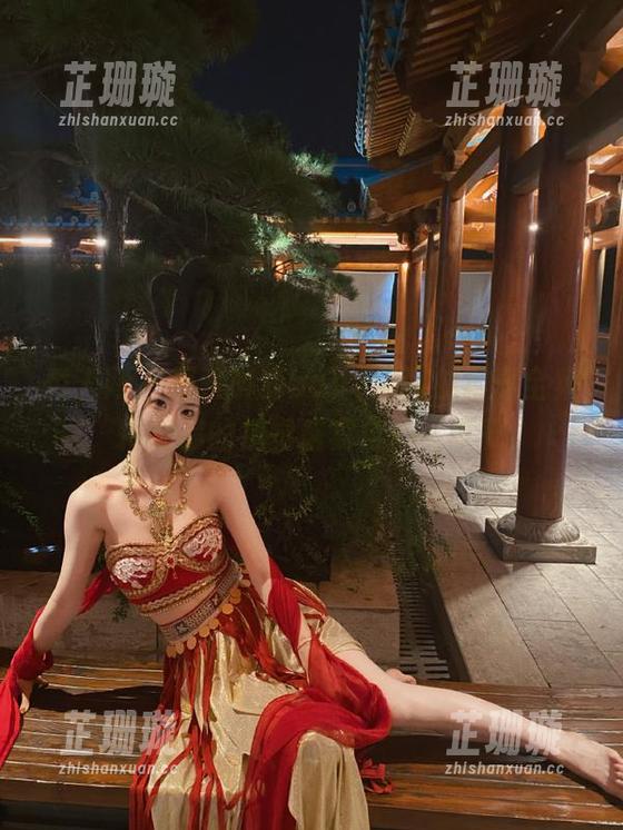 秀人网-M梦baby 秀人网 - 探索M梦baby的网袜写真全集,释放你的视觉盛宴与心灵享受!