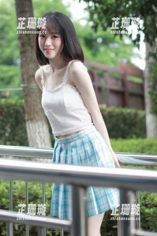 秀人网-安然maleah 秀人网 - 下载安然maleah旗袍主题写真图集,感受传统之韵