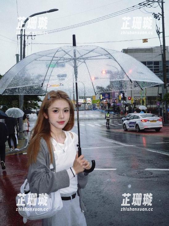 秀人网-小逗逗 秀人网 - 超美旗袍写真照片,快来免费下载小逗逗的优雅瞬间