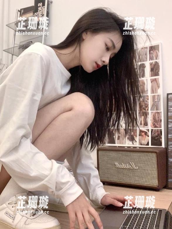 秀人网 - 张思允Nice校园写真合集火热更新，带你重温那段美好的校园时光