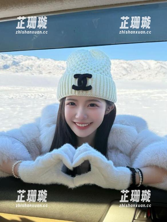 秀人网 - 每一件都是经典，抖娘利世的连体衣作品丰富合集