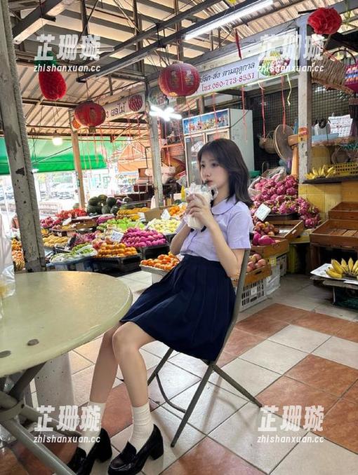 秀人网 - 扫描杨可可coco的高清作品集：展现她油亮的独特风格