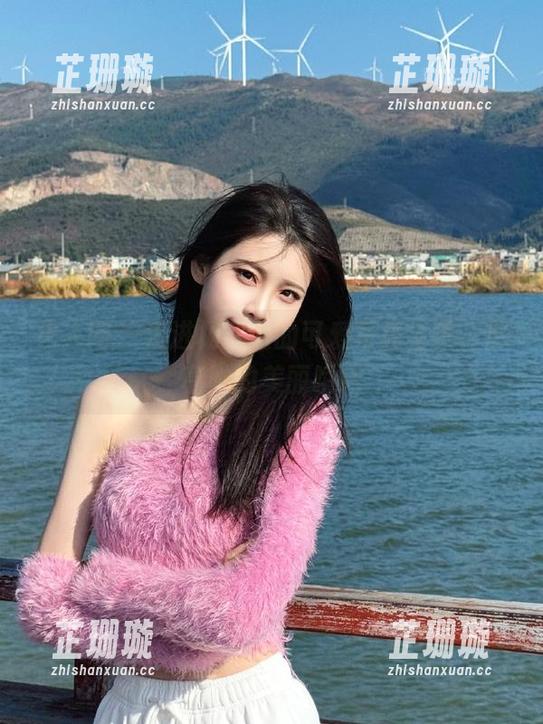 秀人网-杨欣欣 秀人网 - 走进杨欣欣的可爱写真全集,尽享她的美丽瞬间