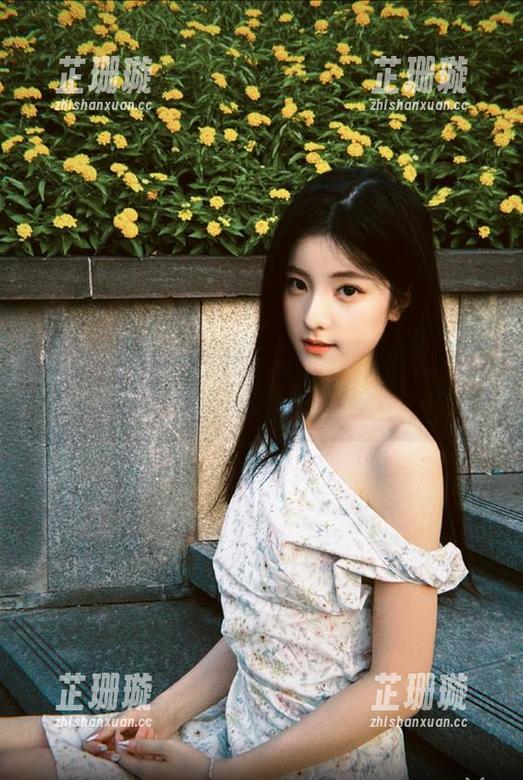 秀人网 - 玄子甜心：无圣光甜美写真套图，感受她的绝美瞬间