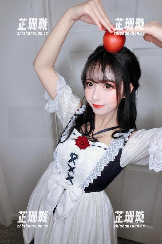秀人网-白芷yy 秀人网 - 探索白芷yy的浴室世界:图集与资源一站式呈现!