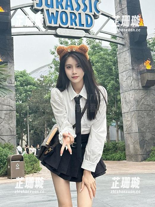 秀人网-绮里嘉Carina 秀人网 - 超美绮里嘉Carina水手服原图资源,感受时尚与青春的完美结合