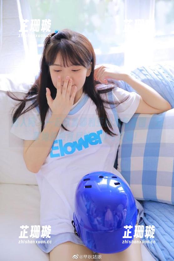 秀人网-耶利亚 秀人网 - 一起欣赏耶利亚的油亮套图,分享她拍摄背后的故事与灵感!