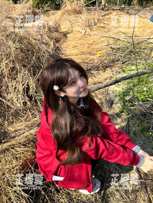 稚乖画册 - 生煎团团校服写真精选，你绝对想不到的校园写真风格！