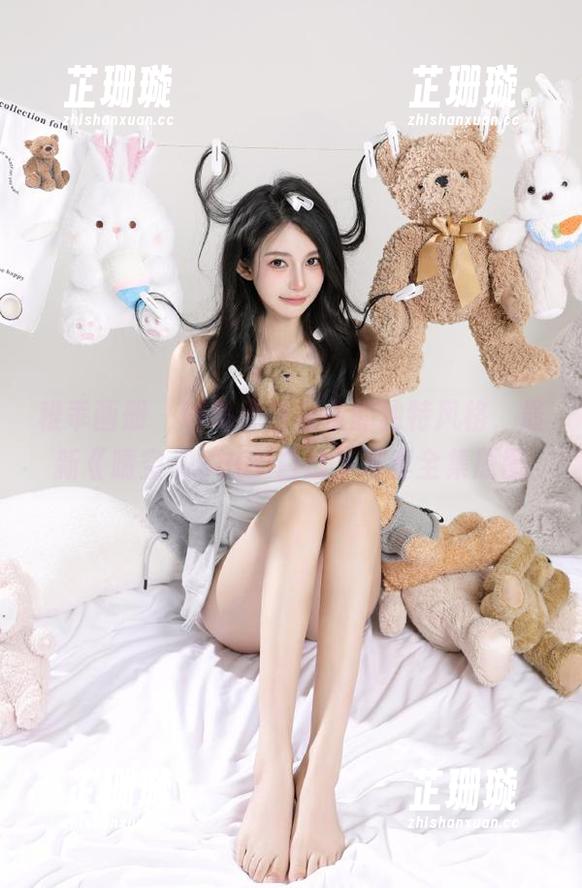 稚乖画册 - 领略赤西夜夜的独特风格，最新《晴空-0380D白丝》写真全集原图