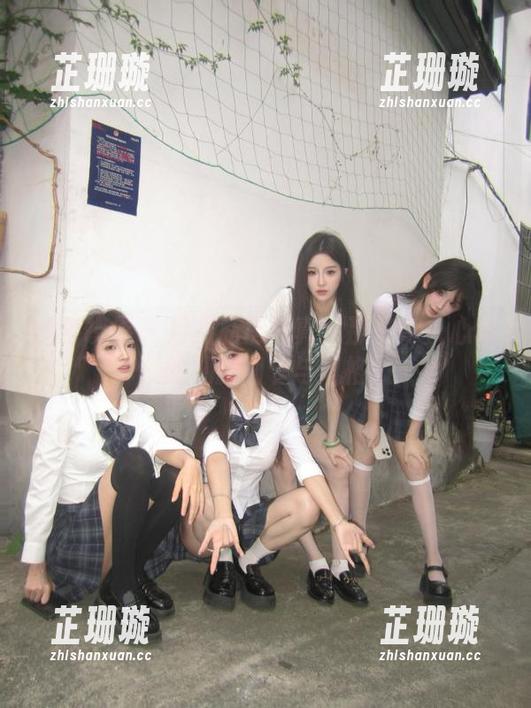 绮梦摄影 - 月月私房写真：那些令人心动的礼服细节与风格