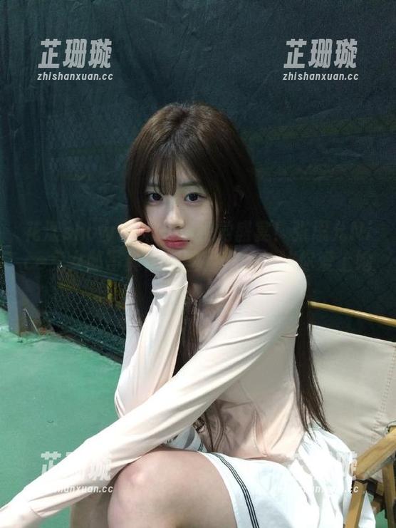 花漾show-张思允Nice 花漾show - 来一场视觉盛宴!张思允Nice兔女郎写真集原图,一秒钟让你爱上她!