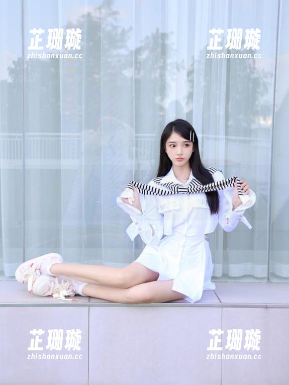 蜜桃社 - 探索杏子夏日写真集的魅力，免费下载带来清新与活力