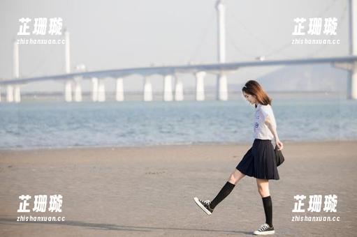 微密圈 - 充满艺术感的“詹詹纯白”美图，套图里尽情领略她的独特风格与气质