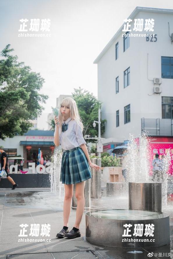 高清图片欣赏：许岚LAN的JK写真作品集，闪耀着青春的光辉