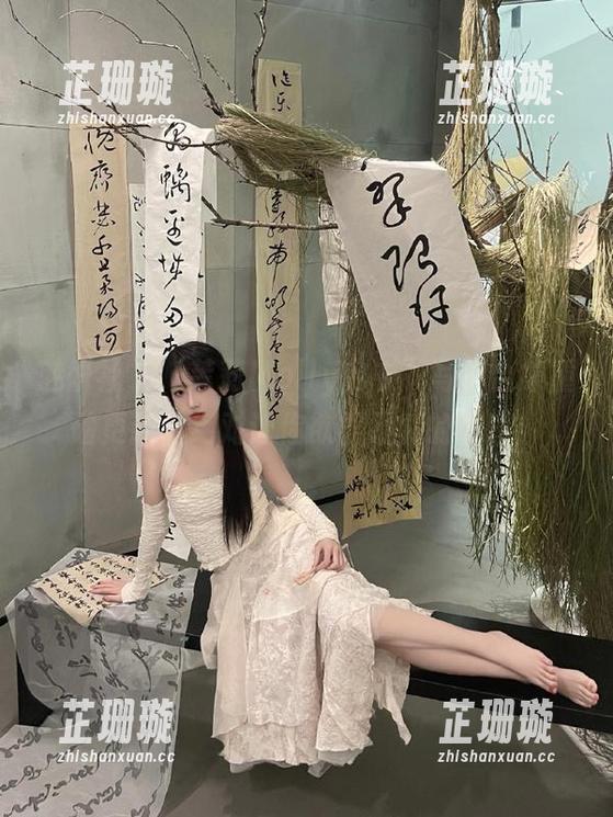 魅妍社 - “茉莉Molly内衣”写真合集重磅更新，绝对让你欲罢不能的诱惑！
