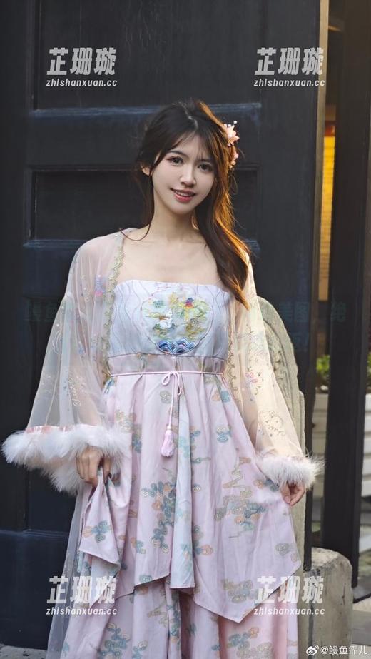 鳗鱼霏儿万圣节特别摄影：精选美图，绝对会让你心惊胆战但又流连忘返！