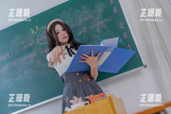 超美免费图片来袭！黏黏团子兔的国家队02泳装Pretty，让你一饱眼福！